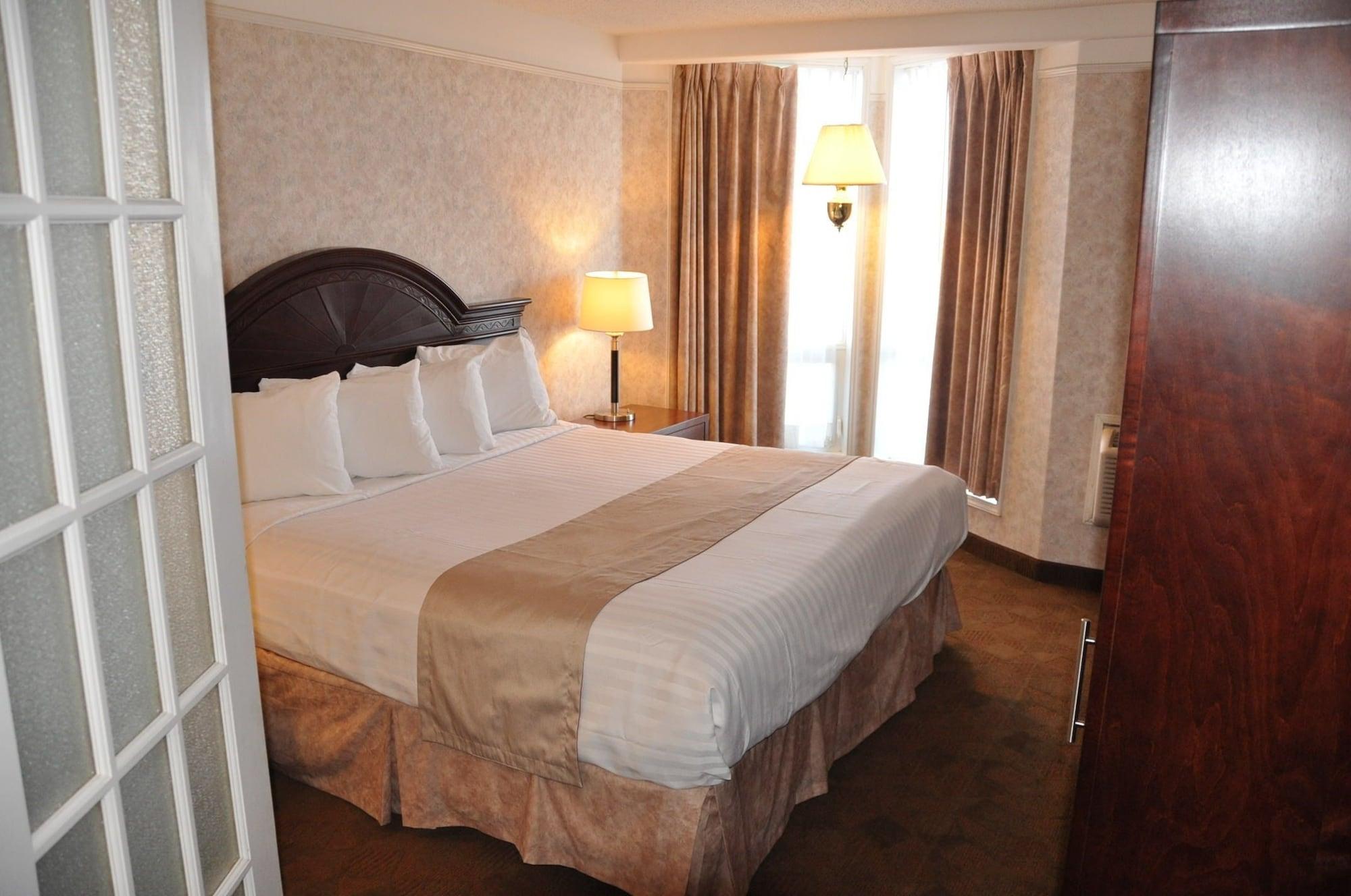 Travelodge By Wyndham Lloydminster Dış mekan fotoğraf