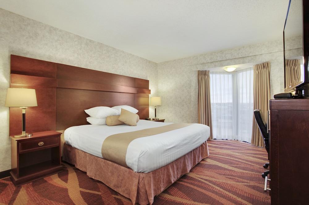 Travelodge By Wyndham Lloydminster Dış mekan fotoğraf
